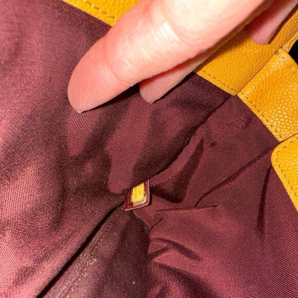 Chanel orange bag - Picture 16 of 16